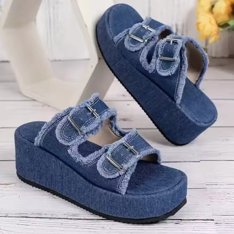 2026 New Model Beach Slip Sandals Fashion Round Toe Pu Leather Women's Sandals Anti Slip Platform Buckle Slides Slippers